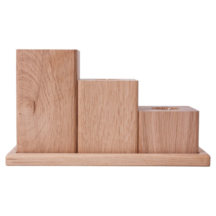 Set aus Eichenholz-Kerzenständern