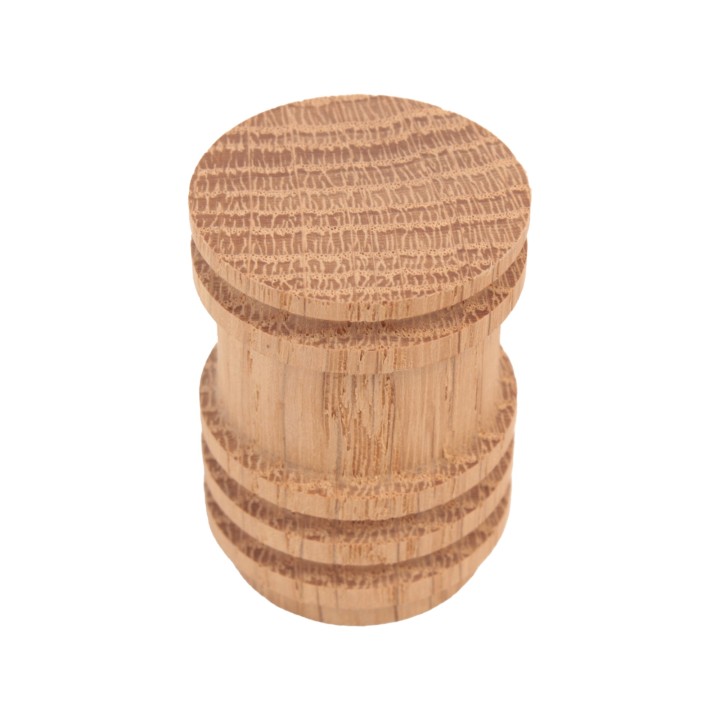 Wandhänger aus gedrechselter Eiche