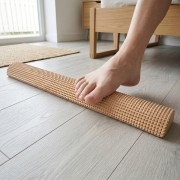 Geriffelter Halbzylinder aus Esche, 50 cm